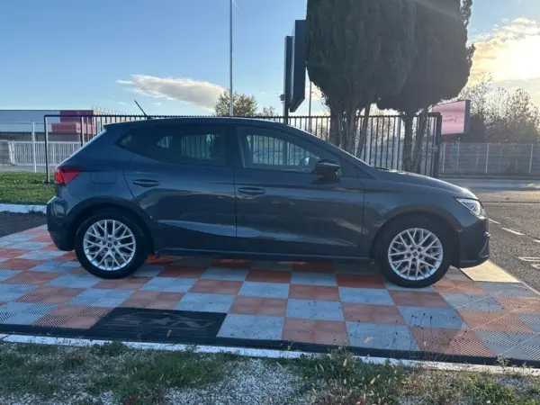 Seat IBIZA 1.0 TSI 110 BV6 FR GPS Caméra Cockpit - Photo 4