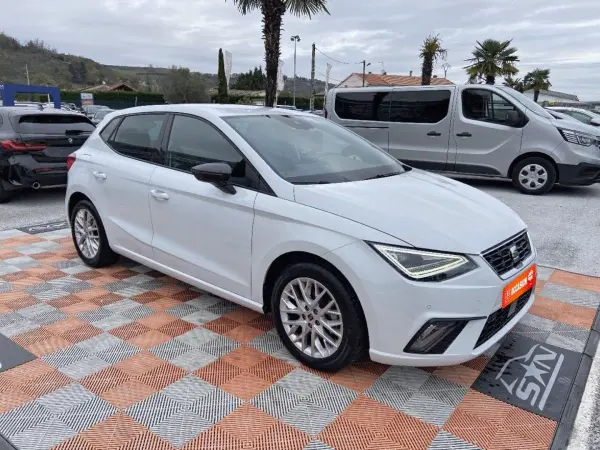 Seat IBIZA 1.0 TSI 110 BV6 FR GPS Caméra Cockpit - Photo 3