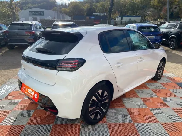 Peugeot 208 100 BV6 ALLURE Radars AV-AR Ecran 10" - Photo 2