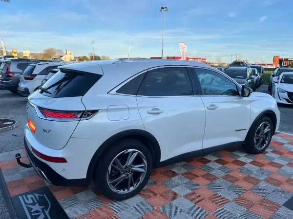 DS DS7 CROSSBACK 1.6 225 AUTO GRAND CHIC CUIR Toit Hifi 10800€ d'Options - Photo 5