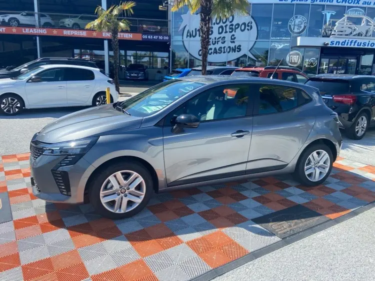 Renault CLIO V DCi 100 BV6 EVOLUTION Ecran Caméra Radar Roue de Secours