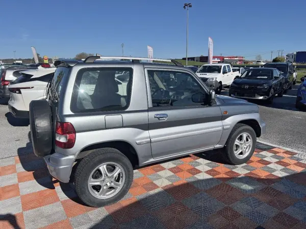 Mitsubishi PAJERO COURT 1.8I 114 4WD PININ 3P - Photo 4