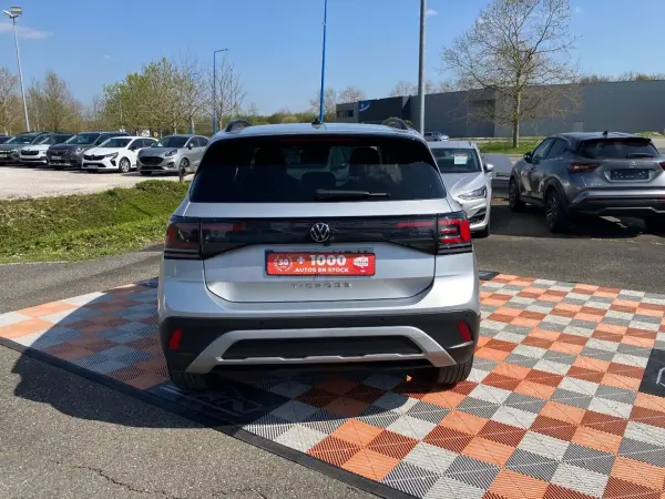 Volkswagen T-CROSS 1.0 TSI 116 BV6 LIFE PLUS Caméra JA 17" LEDS - Photo 4