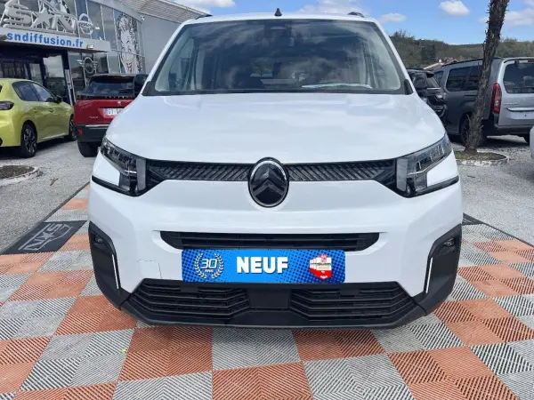 Citroën BERLINGO BlueHDi 130 EAT8 MAX Pack Techno GPS - Photo 2