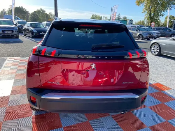 Peugeot 2008 BlueHDi 100 BV6 GT LINE Toit Ouvrant ADML SC Recharge Induction - Photo 5