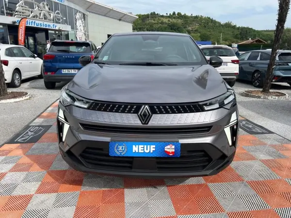 Renault CAPTUR 1.8 E-TECH 160 TECHNO Export Caméra Pack Hiver RS - Photo 2