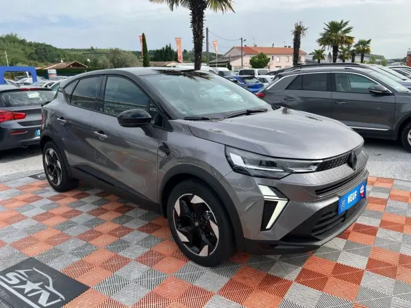 Renault CAPTUR 1.8 E-TECH 160 TECHNO Export Caméra Pack Hiver RS - Photo 3