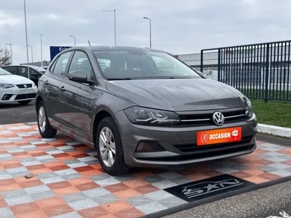 Volkswagen POLO 1.0 tsi 95 LOUNGE - Photo 3