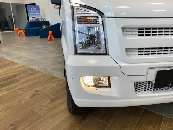 DFSK Eco City 35 VAN 2 Places Caméra 2 Portes Lat. Clim. Bluetooth Hayon Vitré - Photo 4