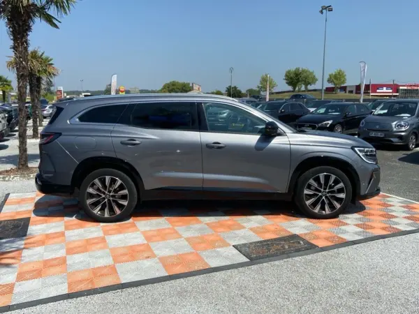 Renault ESPACE E-Tech Full Hybrid 200 TECHNO Caméra 360° 7PL - Photo 4