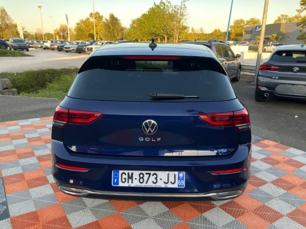 Volkswagen GOLF VIII 1.0 e-TSI 110 DSG ACTIVE GPS LEDS Cockpit Digital - Photo 5